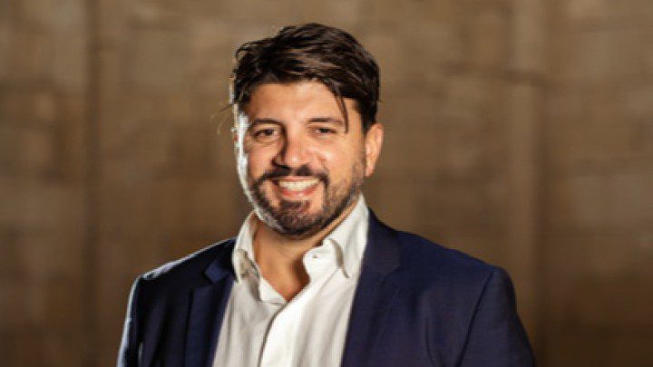 2150f19e2edff733b3fceb15e515d0f9-b