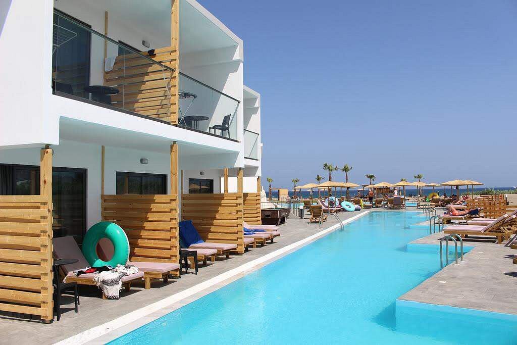 evita-bay-hotel