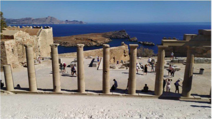 f2f79d576226640ac3d1347f2560fb62-b