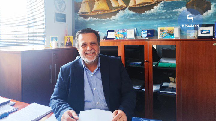 0150866f52c4a4bc10f667055e313662-b