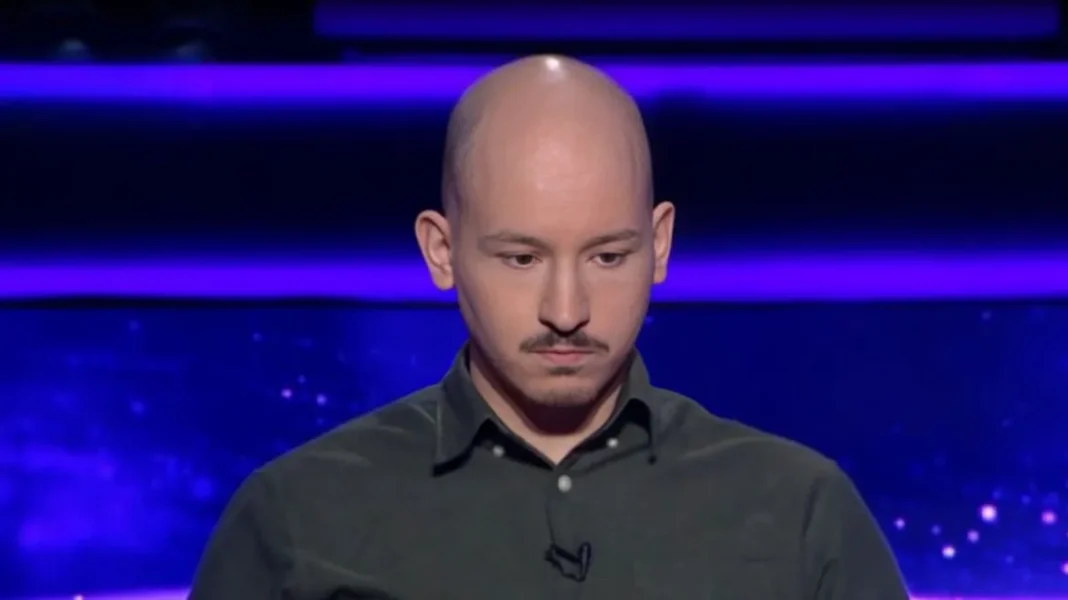 poios-thelei-na-ginei-ekatommiriouxos__1_