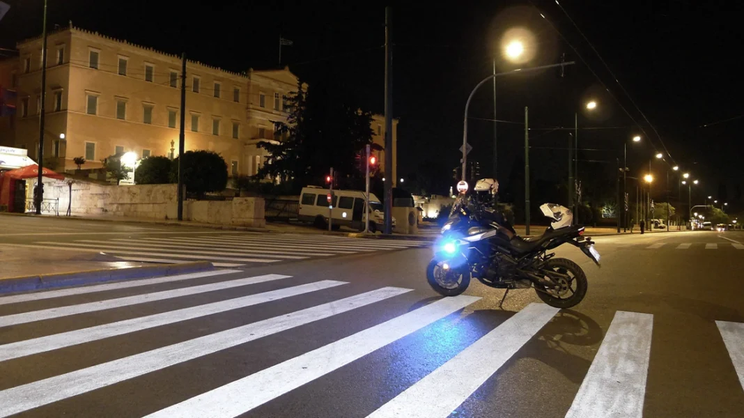 xrwma-vouli-astynomia (1)