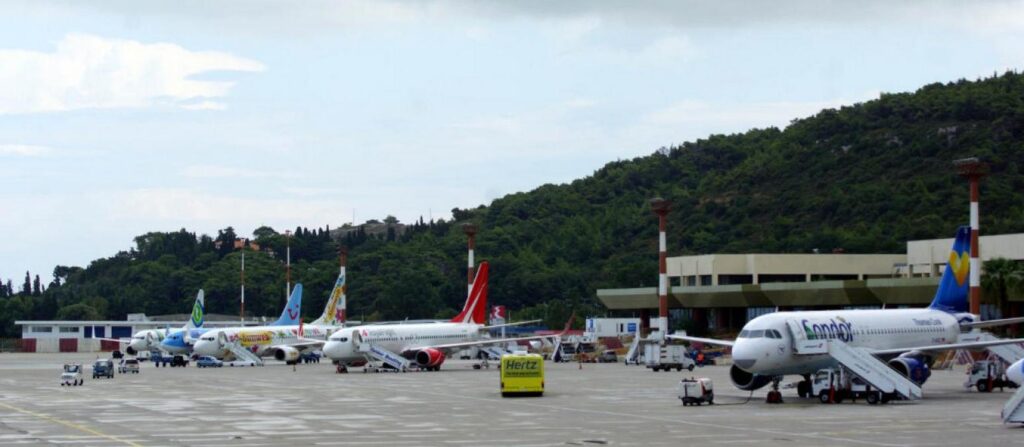 αεροδρόμιο-Ρόδου-1024x447