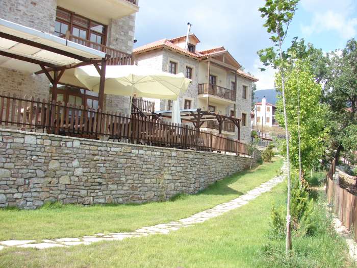 ΞΕΝΟΔΟΧΕΙΟ-ΚΥΚΛΑΜΙΝΟ-ΚΑΡΠΕΝΗΣΙ-1