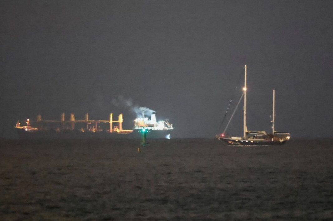 2025-06-09T180156Z_1814612223_RC26ZEAW8TQ1_RTRMADP_5_ISRAEL-PALESTINIANS-GAZA-SHIP-1200x798
