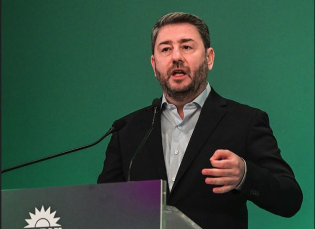 ANDROYLAKHS2222-1-1024x744