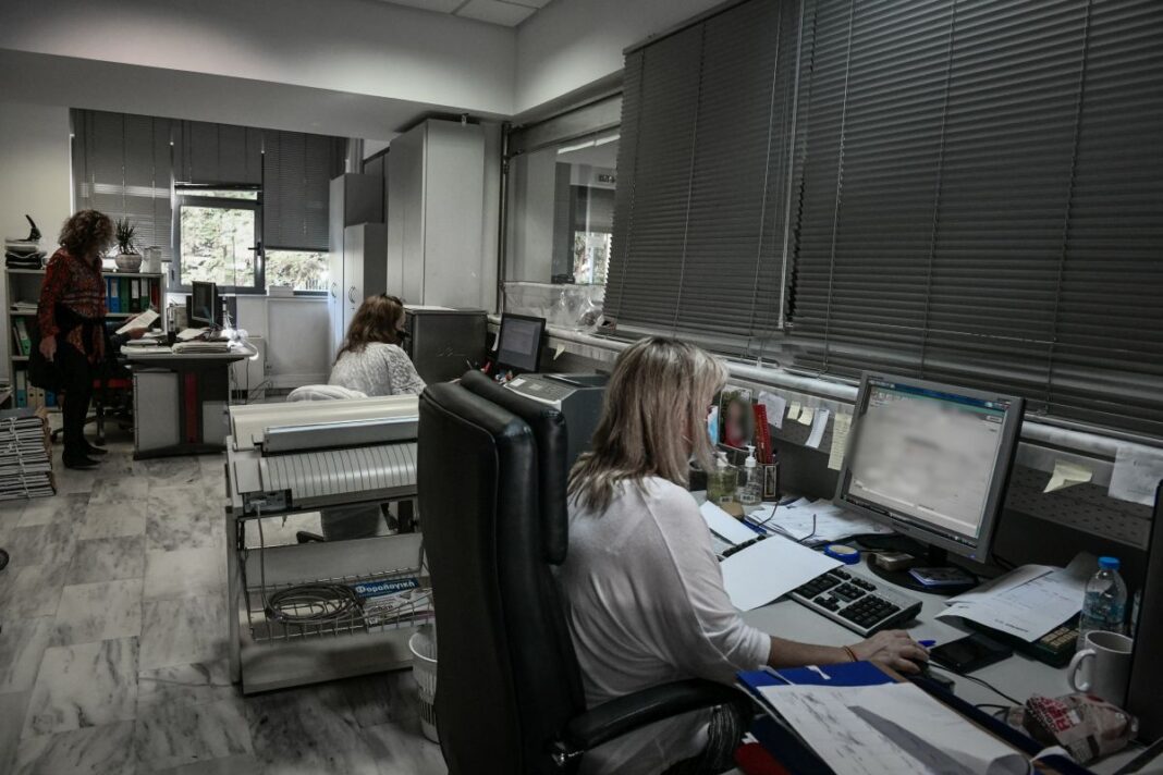 ΣΤΙΓΜΙΟΤΥΠΑ ΑΠΟ ΤΗΝ ΙΖ ΔΟΥ ΑΘΗΝΩΝ (ΤΑΤΙΑΝΑ ΜΠΟΛΑΡΗ/EUROKINISSI)